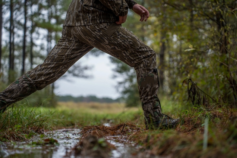 Custom men's insulated hunting pants